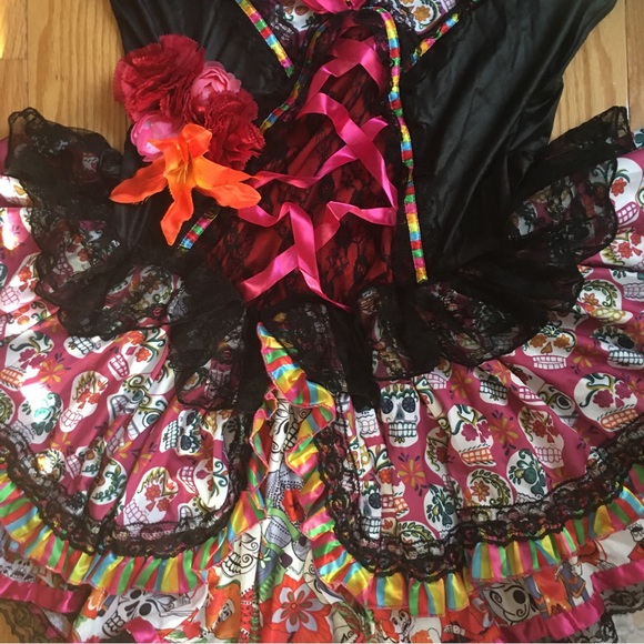 Day Of The Dead Halloween Costume - Picture 6 of 7